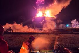 Kebakaran tangki kondensat PGE di Lhokseumawe masih berkobar, diperkirakan padam saat tengah malam