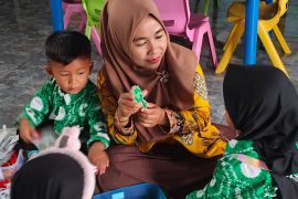 Heldaniah, guru terbaik Program Adaro PAUD Berkarakter 2024