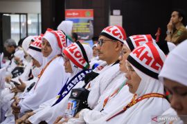 Kemenag: Besaran Bipih Embarkasi Padang 2026 turun Rp3,9 juta