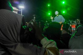 Seniman pantomim tampil memukau di Jakarta Pantomime Festival 2025 di Kota Tua