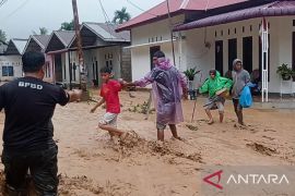 BPBD Padang laporkan 50 KK terdampak banjir telah dievakuasi