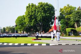 Bupati Kudus tandatangani SK advokasi pendampingan hukum untuk guru