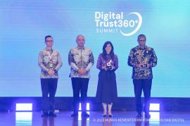 Komdigi raih penghargaan dalam ajang BE Awards 2025