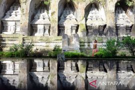 Mengungkap sejarah Bali: pengunjung telusuri situs kuno Gunung Kawi di Gianyar