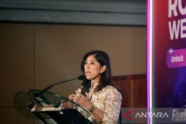 Govt provides emergency internet access in flood-hit Sumatra