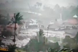 Dua warga hilang dibawa banjir bandang