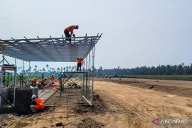 Bupati Situbondo tinjau progres pembangunan Bandara Kiai As'ad