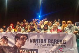 Pemprov Gorontalo beri penghargaan kepala puskesmas berkinerja baik