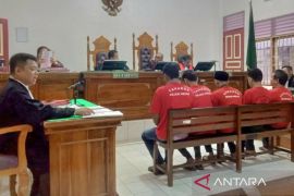 JPU Kejari Medan tuntut hukuman mati lima kurir ganja 128 kilogram