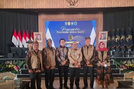 Empat lurah/kades dari Bengkulu ikuti penganugerahan Paralegal Justice Award 2025, siap jadi Peacemaker di Posbankum