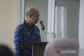 Disbudpar Bangka Barat melestarikan nilai budaya pakaian daerah