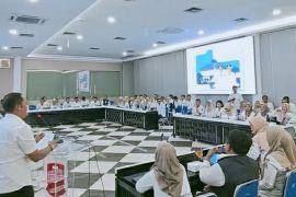 Diskominfo Karawang latih pengelola medsos instansi tingkatkan layanan pada masyarakat