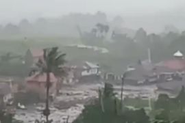 BPBD Agam: Dua warga hilang dibawa banjir bandang, puluhan warga mengungsi