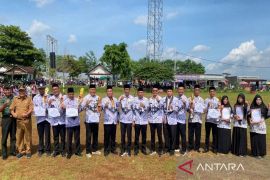 Pemkab Batang salurkan beasiswa untuk guru PAUD