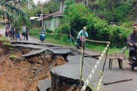 BPBD Agam: bencana alam meluas capai 13 kecamatan