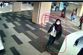 Polisi tangkap sejoli pelaku pencurian uang di minimarket Bandara Soetta
