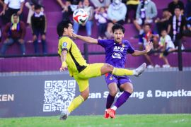 Persik Kediri bekuk Semen Padang 2-1