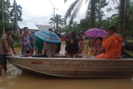 BPBD Agam evakuasi 150 korban banjir di Bawan