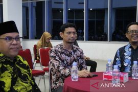 Kemenkum Riau Hadiri Malam Anugerah KPID Riau Award 2025