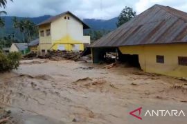 MTsN 4 Tapanuli Selatan dihantam banjir bandang, siswa tak bisa lagi belajar