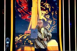 AQUA raih penghargaan AMDK Pelestari Kawasan Sumber Air Pegunungan