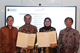 Gandeng Indosat Business, PLN percepat ekosistem EV lewat digitalisasi SPKLU dan transformasi layanan energi