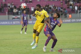 Semen Padang kehilangan empat pemain saat jamu Persib Bandung