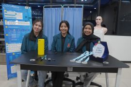 Mahasiswa Ubaya ciptakan alat deteksi Gerd berbasis IoT