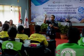 Perum ANTARA bersama BI Banten cegah uang palsu lewat edukasi ke ojol