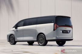 Minivan Geely Galaxy V900 pecahkan rekor dunia, bisa memuat 42 orang