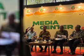 Kemenhut pastikan badak mati saat translokasi akibat penyakit kronis