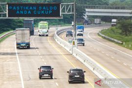 Hutama Karya memastikan beri diskon tarif tol periode Natal-tahun baru