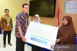 Angkasa Pura bantuan TJSL kepada  warga sekitar Bandara Sepinggan