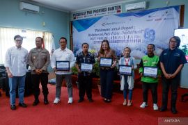 Baksos Perum LKBN ANTARA Biro Banten