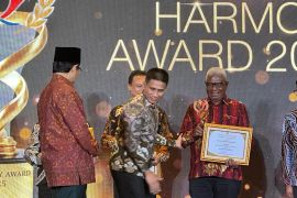 Pemda dan FKUB Mimika raih penghargaan Harmony Award dari Kemenag