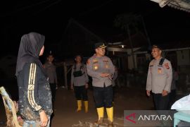 Ratusan personel Polresta Padang diterjunkan bantu penanganan bencana