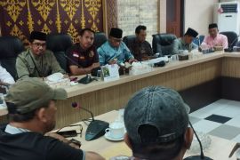 Dinas Perizinan Dumai paparkan hasil evaluasi PGN dan Telkom terkait sisa galian tanam pipa dan kabel