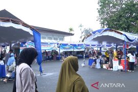 Pemprov Kalsel gelar pasar murah di Mahligai Pancasila