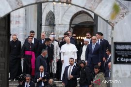 Trump mencaci Paus Leo karena kritik tindakan AS di Iran