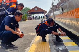 KAI Daop 7 Madiun pastikan kesiapan sarana di Nganjuk sambut Natal