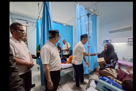 2.251 pendamping pasien terima bantuan Program Tabalong Pasti Sehat