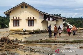 32 SD di Aceh Barat terendam banjir, dua sekolah hancur