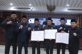 DPRD minta Pemkot Tangerang tingkatkan pendapatan dari sumber baru