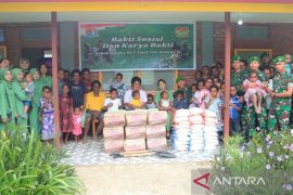 Batalyon 756/WMS salurkan bahan pokok ke Panti Asuhan Izinmo Wamena