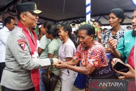 Wakapolri resmikan Early Warning System Gunung Lewotobi Laki-Laki