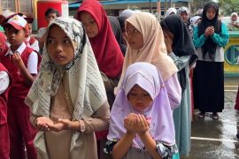 94 siswa SD korban erupsi Semeru menumpang belajar di sekolah lain