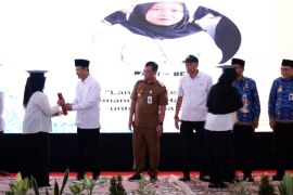 1.000 penerima PKH di Pemalang diwisuda, resmi jadi keluarga mandiri