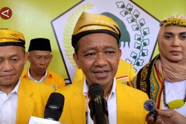 Bahlil minta kader Golkar terapkan strategi untuk gaet suara pemuda
