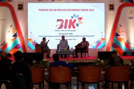 BEI dan OJK tanamkan semangat investasi pada mahasiswa lewat Fin Talk