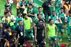 Ditahan imbang Arema FC di kandang, Persebaya redam kekecewaan Bonek